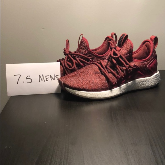 Puma tennis shoes - Picture 3 of 3